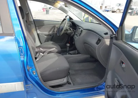 2006 Kia Rio Lx z USA, uszkodzony, nr VIN KNADE123466164984